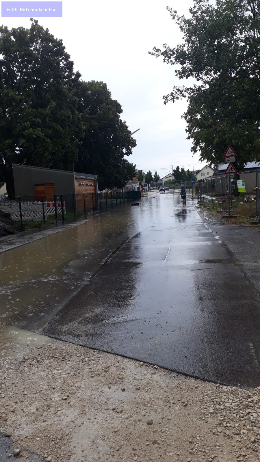 Wasserschäden (Rohrbruch, geplatzer Wasserschlauch) Wasserschäden (Rohrbruch, geplatzer Wasserschlauch)