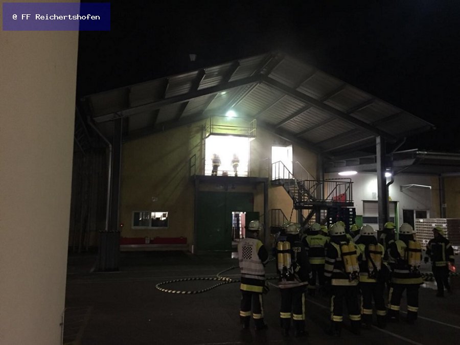 Freiwerden gef. Stoffe (Mineralöle, Chemikalien, Gas) Freiwerden gef. Stoffe (Mineralöle, Chemikalien, Gas)