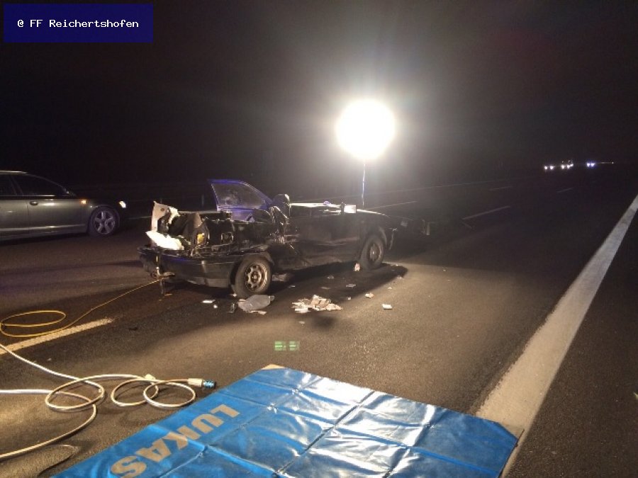 Unfall mit Straßenfahrzeugen, Verkehrshindernis Unfall mit Straßenfahrzeugen, Verkehrshindernis