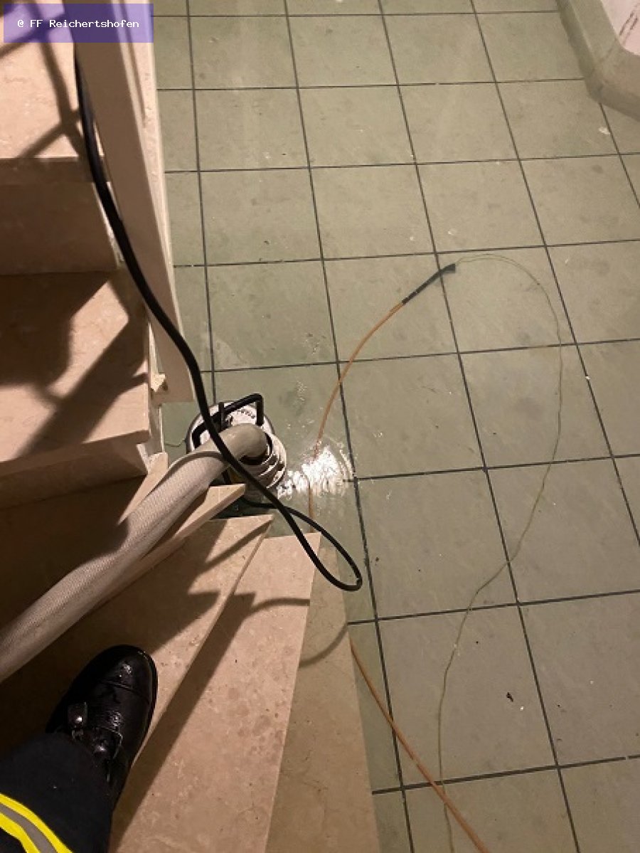 Wasserschäden (Rohrbruch, geplatzer Wasserschlauch) Wasserschäden (Rohrbruch, geplatzer Wasserschlauch)