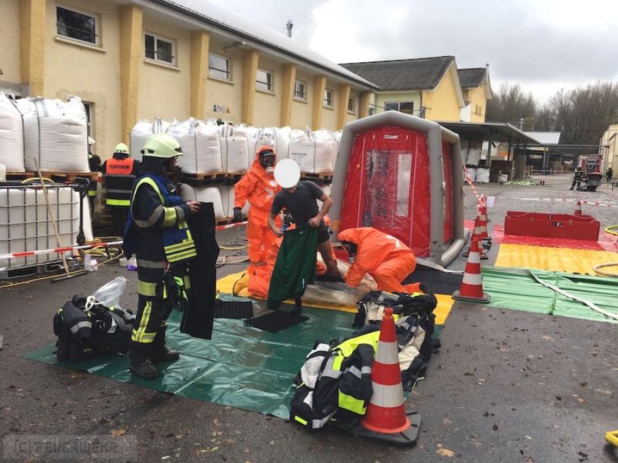Freiwerden gef. Stoffe (Mineralöle, Chemikalien, Gas) Freiwerden gef. Stoffe (Mineralöle, Chemikalien, Gas)