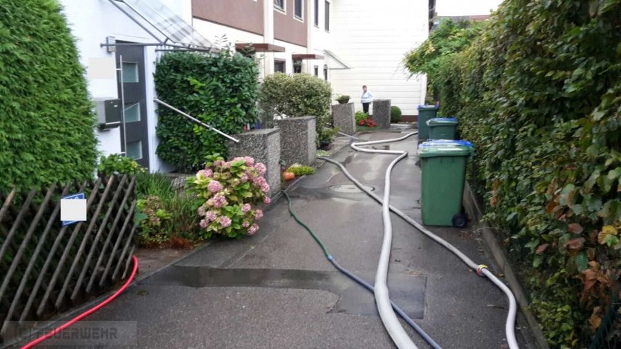 Wasserschäden (Rohrbruch, geplatzer Wasserschlauch) Wasserschäden (Rohrbruch, geplatzer Wasserschlauch)